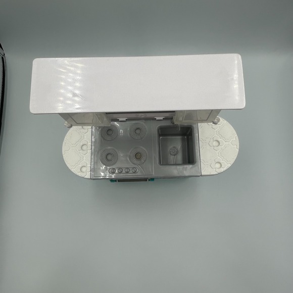 Barbie The Pioneer Woman Kitchen Stove Sink Microwave Cabinets only Playset - Picture 3 of 7